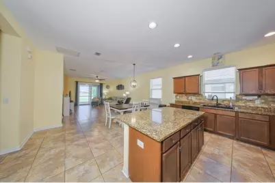 8005 112th Avenue E, Parrish, FL 34219 - Photo 6
