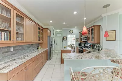 115 Grand Oak Circle, Venice, FL 34292 - Photo 14