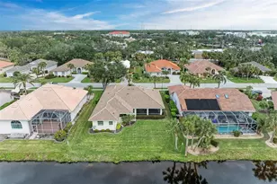 115 Grand Oak Cir, Venice, FL 34292 - Photo 2