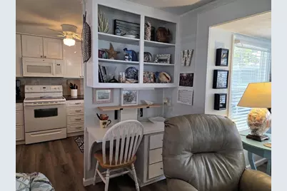 3409 Spanish Oak Terrace, Sarasota, FL 34237 - Photo 12