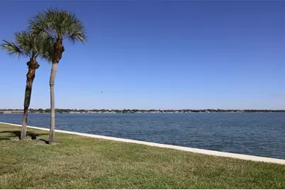 7510 Sunshine Skyway Lane S #T13, Saint Petersburg, FL 33711 - Photo 8