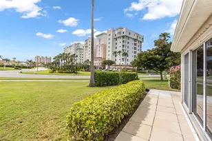 2904 Captains Ct, Palmetto, FL 34221 - Photo 4