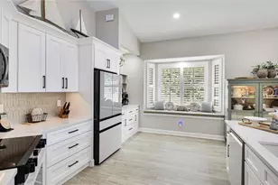 11116 Sanctuary Dr, Bradenton, FL 34209 - Photo 10