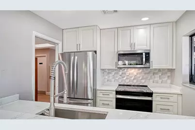 5027 Kestral Park #64, Sarasota, FL 34231 - Photo 40