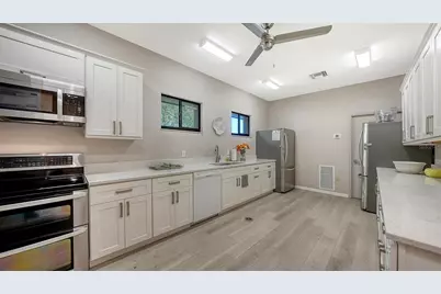 5027 Kestral Park #64, Sarasota, FL 34231 - Photo 34