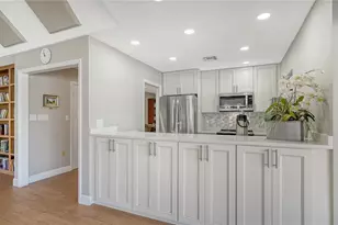 5027 Kestral Park, Sarasota, FL 34231 - Photo 38