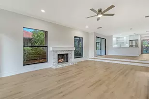 5027 Kestral Park, Sarasota, FL 34231 - Photo 4