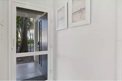 500 S Washington Drive #3A, Sarasota, FL 34236 - Photo 2