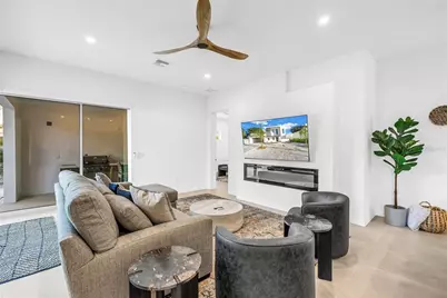 2305 Temple Street, Sarasota, FL 34239 - Photo 16