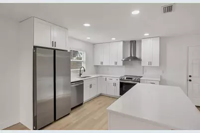 4006 29th Avenue W, Bradenton, FL 34205 - Photo 8