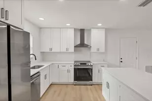 4006 29th Ave W, Bradenton, FL 34205 - Photo 6