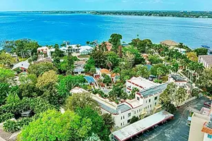 210 N 17th St W, Bradenton, FL 34205 - Photo 2