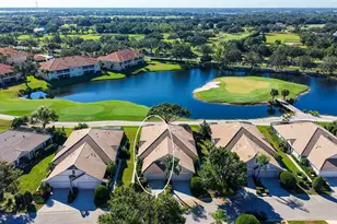 7038 Woodmore Terrace, Lakewood Ranch, FL 34202 - Photo 2