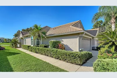 7038 Woodmore Terrace, Lakewood Ranch, FL 34202 - Photo 8