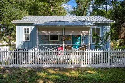 559 18th Street E, Bradenton, FL 34208 - Photo 2