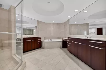 401 S Palm Avenue #801, Sarasota, FL 34236 - Photo 18