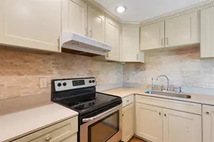 1827 Settlers Dr, Nokomis, FL 34275 - Photo 10