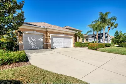 6610 Coopers Hawk Court, Lakewood Ranch, FL 34202 - Photo 8