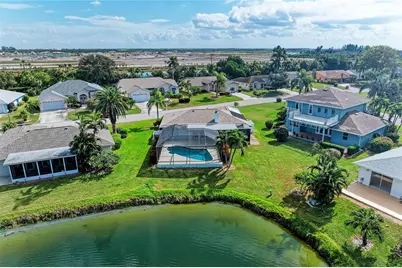 5108 86th Street Court W, Bradenton, FL 34210 - Photo 2