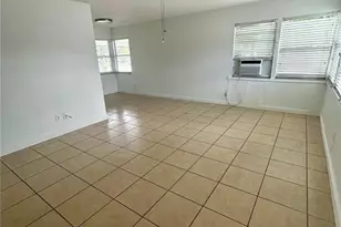 2695 Fruitville Rd, Sarasota, FL 34237 - Photo 6