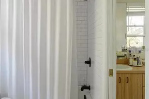 2337 Ixora Ave, Sarasota, FL 34234 - Photo 20