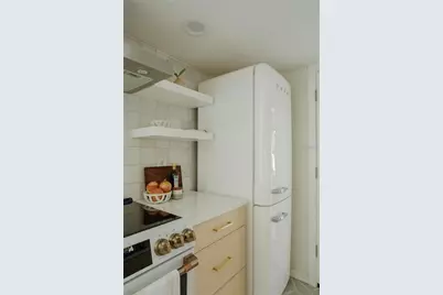 2337 Ixora Avenue, Sarasota, FL 34234 - Photo 8