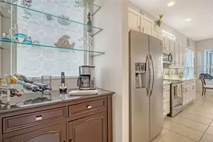 4220 Miriana Way, Sarasota, FL 34233 - Photo 18