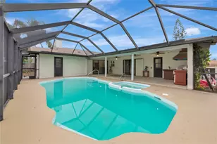 4656 Alexander Pope Ln, Sarasota, FL 34241 - Photo 40