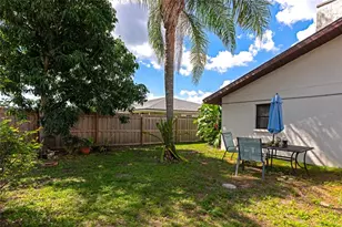 4656 Alexander Pope Ln, Sarasota, FL 34241 - Photo 46