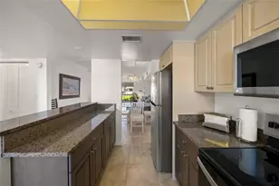 9200 Midnight Pass Rd, Sarasota, FL 34242 - Photo 12