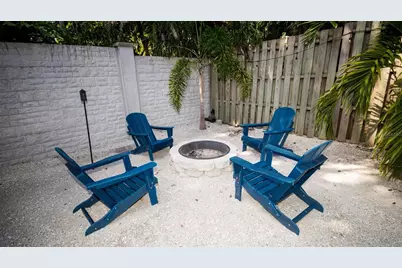 1805 Ivanhoe Street, Sarasota, FL 34231 - Photo 32