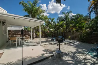 1805 Ivanhoe Street, Sarasota, FL 34231 - Photo 16