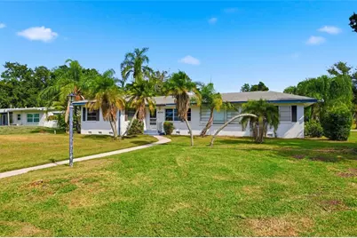 6240 Uplands Boulevard, Sarasota, FL 34243 - Photo 2