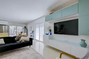 1140 S Moonmist Ct, Sarasota, FL 34242 - Photo 10