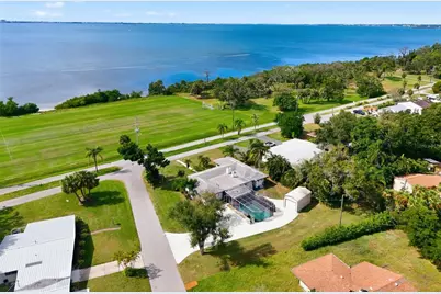 6240 Uplands Boulevard, Sarasota, FL 34243 - Photo 32