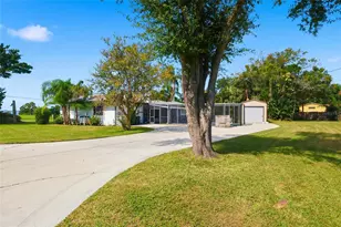 6240 Uplands Blvd, Sarasota, FL 34243 - Photo 6