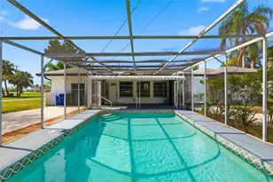 6240 Uplands Blvd, Sarasota, FL 34243 - Photo 8