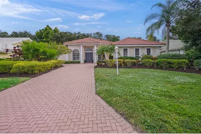 6660 Saint James Crossing, University Park, FL 34201 - Photo 6