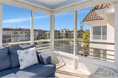 4390 Exeter Drive #305, Longboat Key, FL 34228 - Photo 4