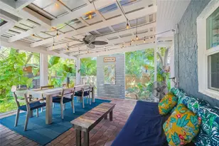 426 Eagles Nest Ln, Sarasota, FL 34243 - Photo 30