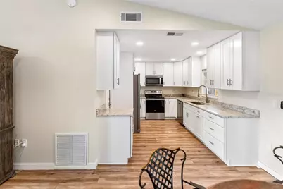 4532 N Shade Avenue, Sarasota, FL 34234 - Photo 16