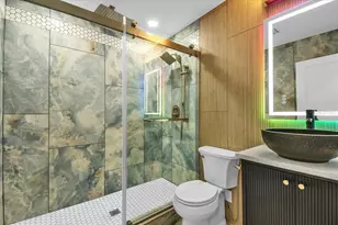 5624 Cape Leyte Dr, Sarasota, FL 34242 - Photo 38