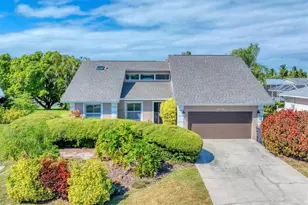 4704 Coral Lake Dr, Bradenton, FL 34210 - Photo 8