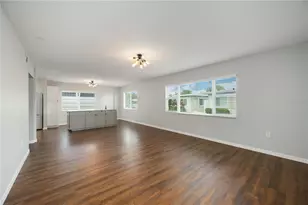 85 Strathmore Blvd, Sarasota, FL 34233 - Photo 12