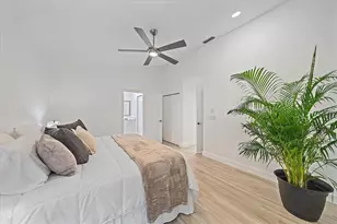 1684 Pintail Way, Sarasota, FL 34231 - Photo 20