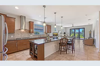 5341 Sundew Drive, Sarasota, FL 34238 - Photo 10