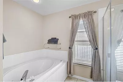 4640 Sanibel Way, Bradenton, FL 34203 - Photo 18