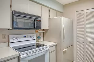 7210 27th Ave Dr W, Bradenton, FL 34209 - Photo 16