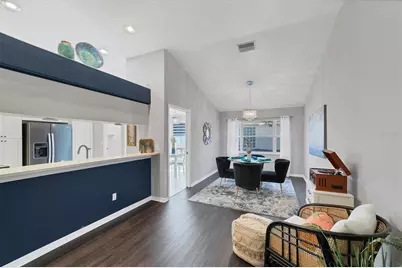 4612 Deer Trail Boulevard, Sarasota, FL 34238 - Photo 4