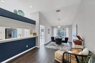 4612 Deer Trail Blvd, Sarasota, FL 34238 - Photo 4